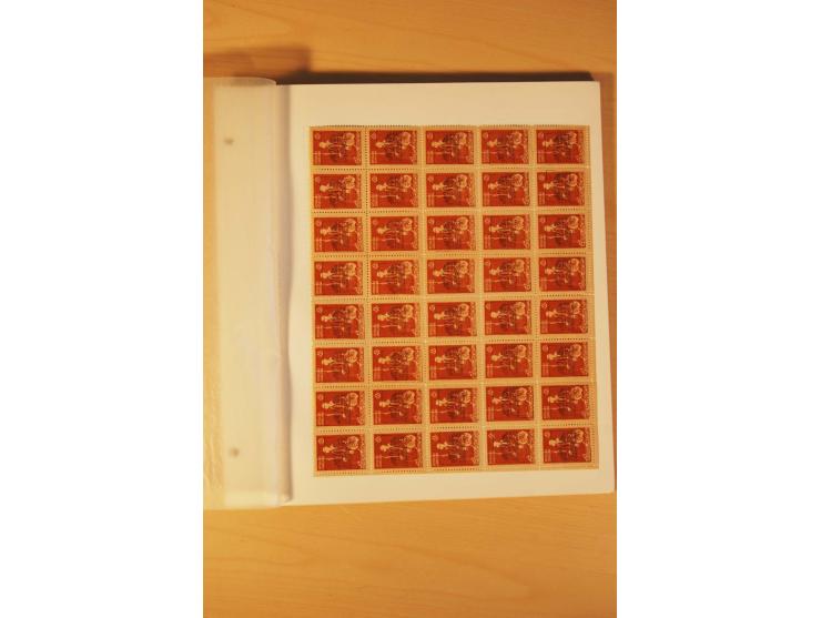 AUSGABE FÜR DAS KONSULAT IN KONSTANTINOPEL: 1921, postfrische, ungebrauchte und gestempelte Sammlung, dabei Probedrucke, Einh