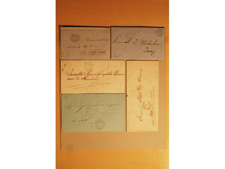 1857/64 (ca.), 23 markenlose Briefe und ein Briefteil mit besseren Stempeln, dabei rote und blaue, R-Briefe etc.