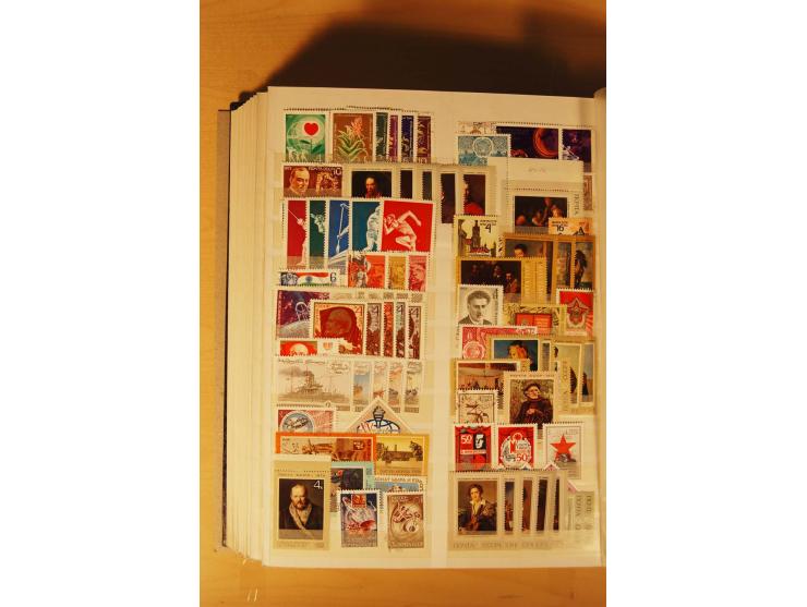 1857/1980, umfangreiche ungebrauchte, postfrische und gestempelte Sammlung mit vielen besseren Werten, dabei Mi.-Nr. 1 gestem