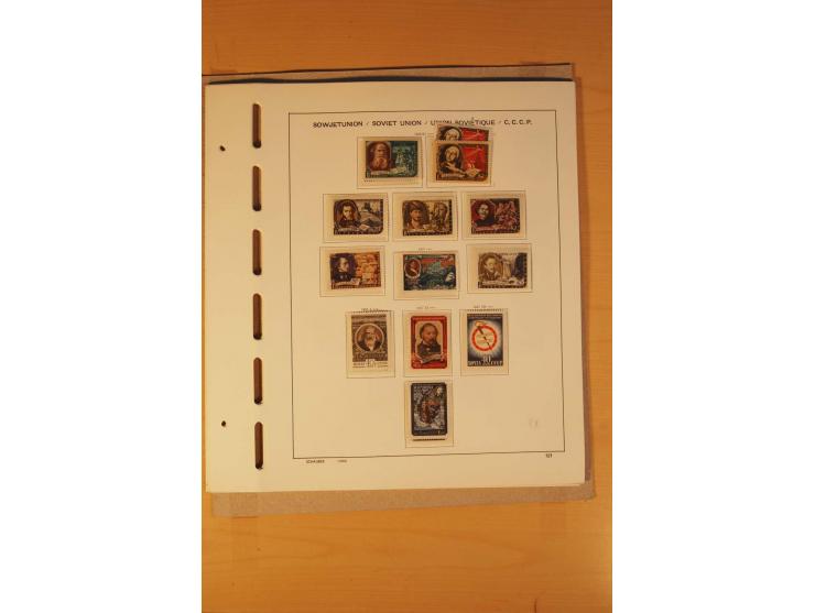 1858/1991, postfrische und ungebrauchte sehr reichhaltige Sammlung mit u.a. Mi.-Nr. 168y, 185IIB, 214c, 400Bxb, 427-28, 429-4