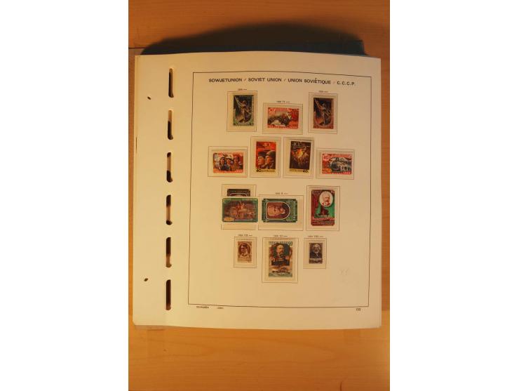 1858/1991, postfrische und ungebrauchte sehr reichhaltige Sammlung mit u.a. Mi.-Nr. 168y, 185IIB, 214c, 400Bxb, 427-28, 429-4
