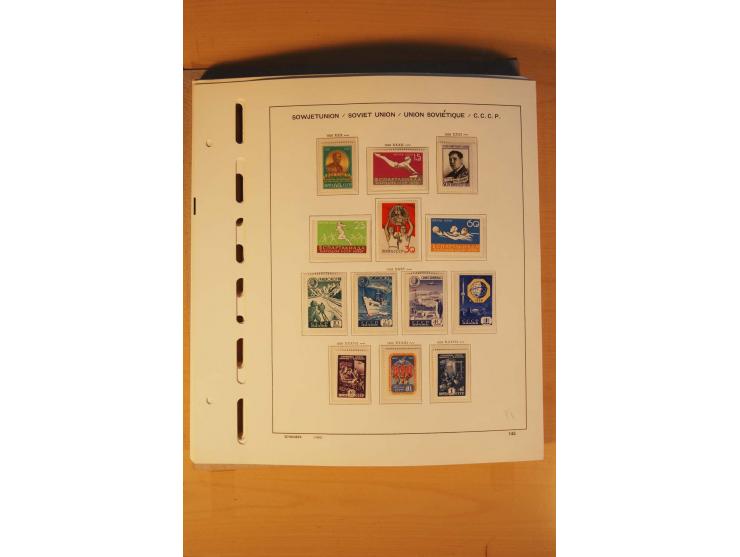 1858/1991, postfrische und ungebrauchte sehr reichhaltige Sammlung mit u.a. Mi.-Nr. 168y, 185IIB, 214c, 400Bxb, 427-28, 429-4