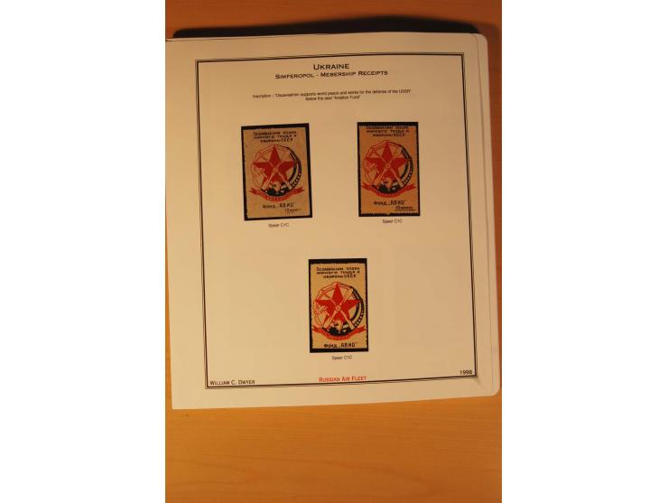 FLUGPOSTVIGNETTEN: 1925/33 (ca.), enorm umfangreiche Sammlung von ca. 400 Flugpost-Vignetten, über 20 Luftpostlotterie-Losen,