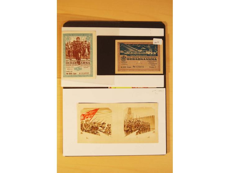 FLUGPOSTVIGNETTEN: 1925/33 (ca.), enorm umfangreiche Sammlung von ca. 400 Flugpost-Vignetten, über 20 Luftpostlotterie-Losen,