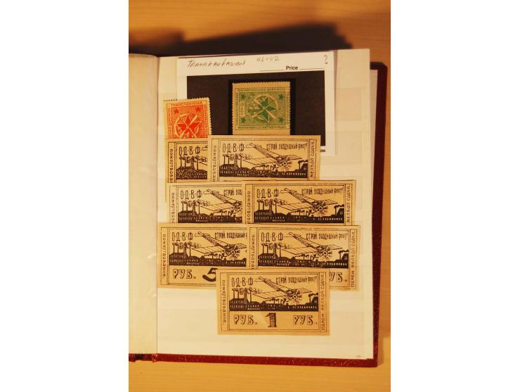 FLUGPOSTVIGNETTEN: 1925/33 (ca.), enorm umfangreiche Sammlung von ca. 400 Flugpost-Vignetten, über 20 Luftpostlotterie-Losen,