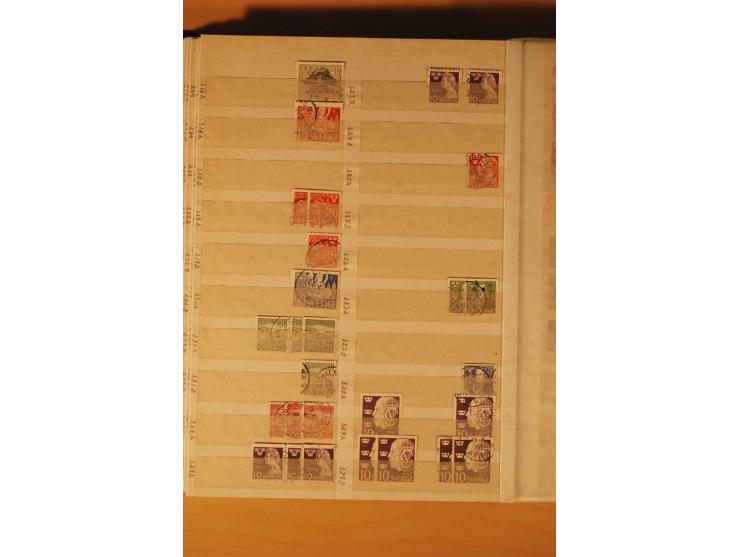 1858/1976, postfrischer und gestempelter Doublettenposten, überwiegend nach 1945, in 3 Einsteckbüchern