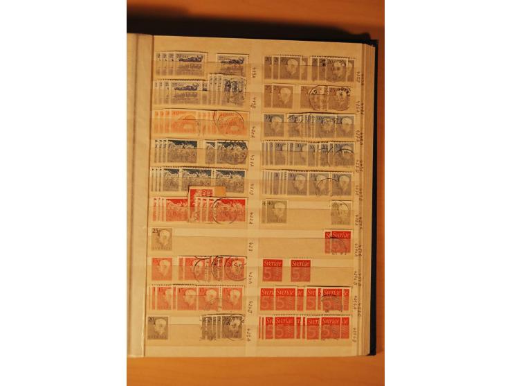 1858/1976, postfrischer und gestempelter Doublettenposten, überwiegend nach 1945, in 3 Einsteckbüchern