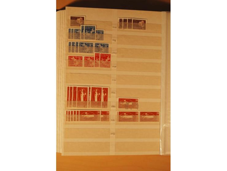 1858/1976, postfrischer und gestempelter Doublettenposten, überwiegend nach 1945, in 3 Einsteckbüchern