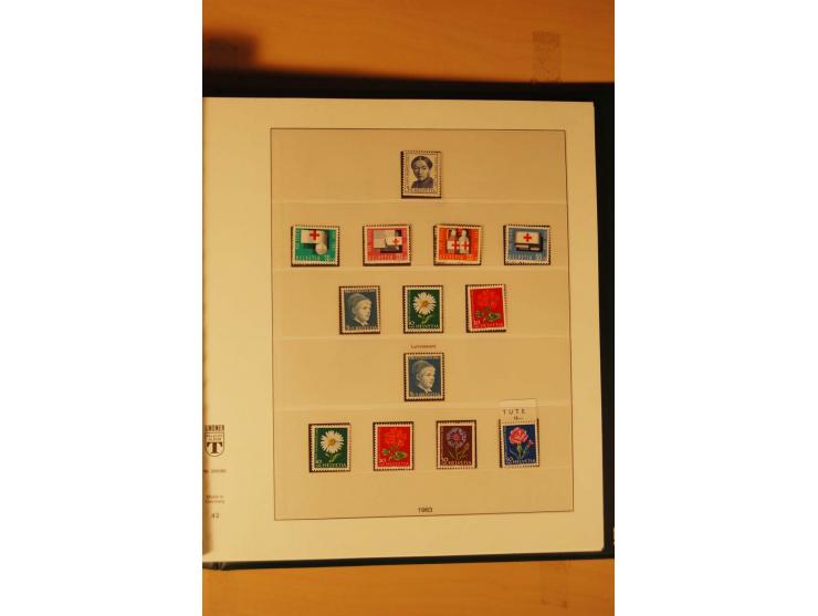 1850/2005,  mehrfach geführte postfrische, ungebrauchte und gestempelte Sammlung mit einigen besseren Ausgaben, dabei PAX-Sat