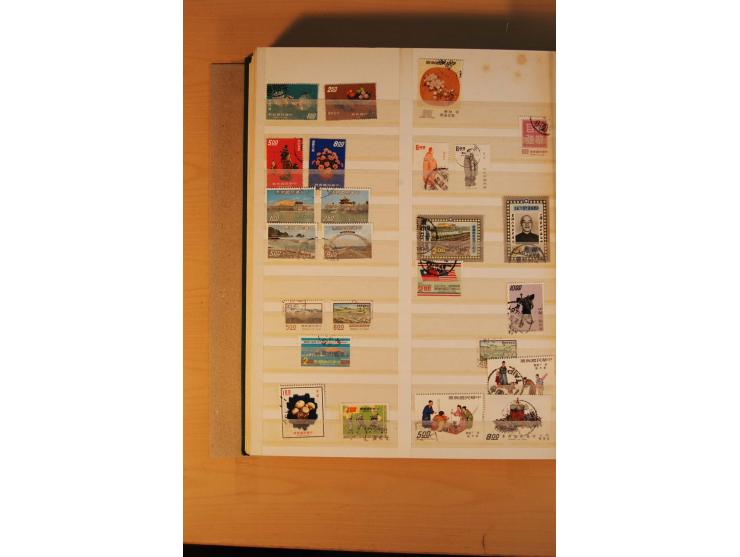 1897/2004 (ca.), postfrischer, ungebrauchter und gestempelter Posten, dabei auch einige andere Länder