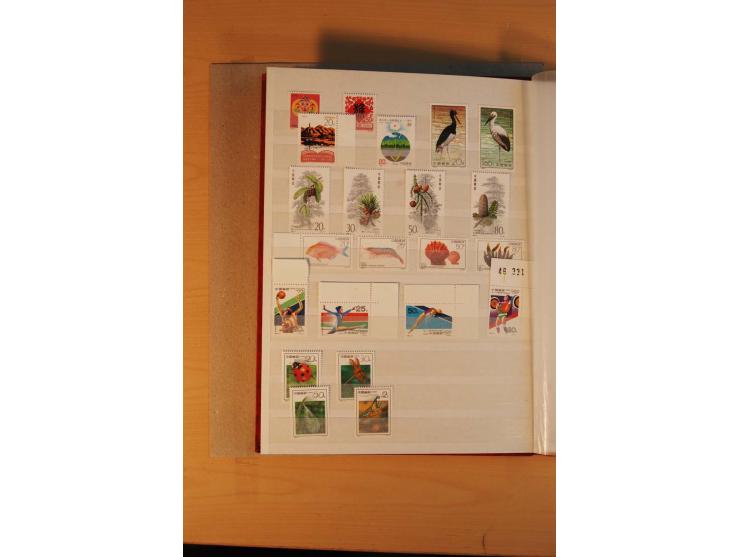 1897/2004 (ca.), postfrischer, ungebrauchter und gestempelter Posten, dabei auch einige andere Länder