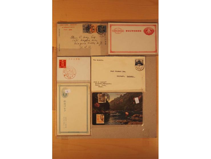 1880/1970 (ca.), rd. 370 Briefe, Karten und Ganzsachen, dabei Reco, Luftpost etc.