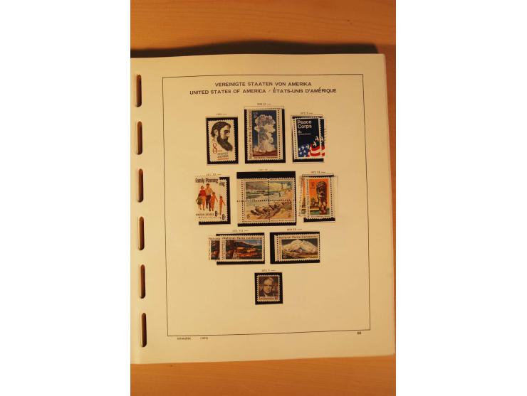 1847/1979, sehr schöne hauptsächlich gestempelte Sammlung mit einer Vielzahl an besseren Werten, dabei Mi.-Nr. 1 gestempelt, 