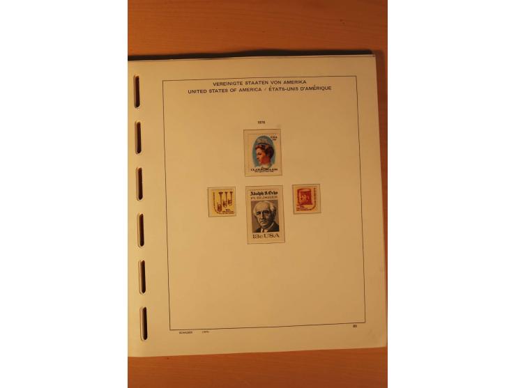 1847/1979, sehr schöne hauptsächlich gestempelte Sammlung mit einer Vielzahl an besseren Werten, dabei Mi.-Nr. 1 gestempelt, 