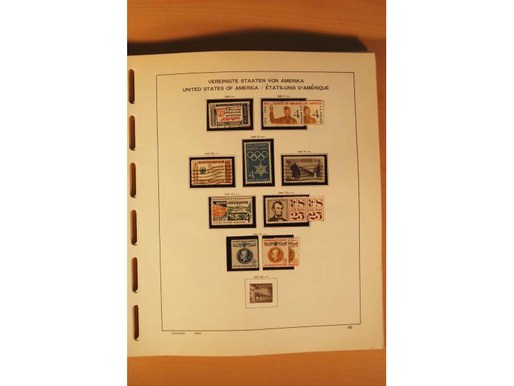 1847/1979, sehr schöne hauptsächlich gestempelte Sammlung mit einer Vielzahl an besseren Werten, dabei Mi.-Nr. 1 gestempelt, 