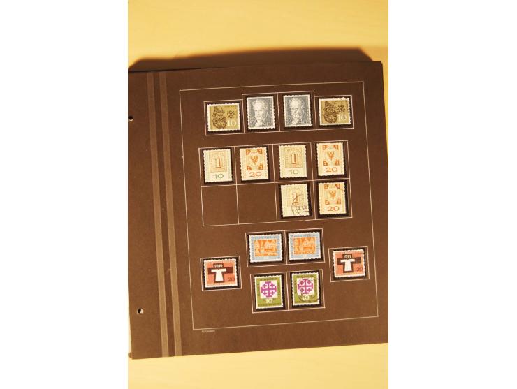 1859/1980 (ca.), postfrischer, ungebrauchter und gestempelter Posten, dabei Sammlung Bund mit Posthorn, Berlin mit Bl.1, Fran
