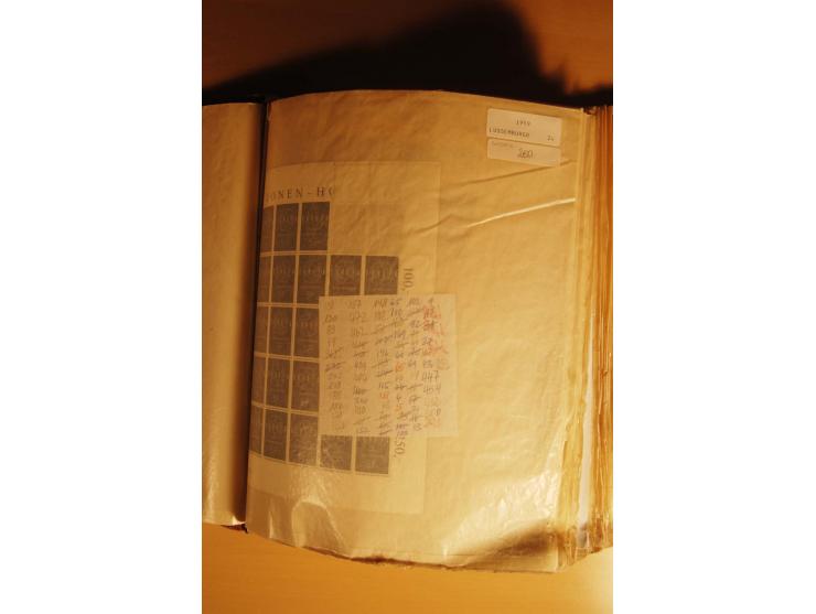 1956/92, riesiger postfrischer Bestand, dabei kpl. Jahrgänge, Bogen und Bogenteile, Kleinbogen, Blocks, Markenheftchen etc. (