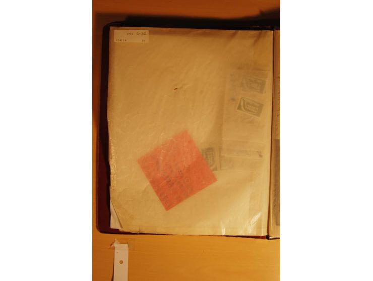 1956/92, riesiger postfrischer Bestand, dabei kpl. Jahrgänge, Bogen und Bogenteile, Kleinbogen, Blocks, Markenheftchen etc. (