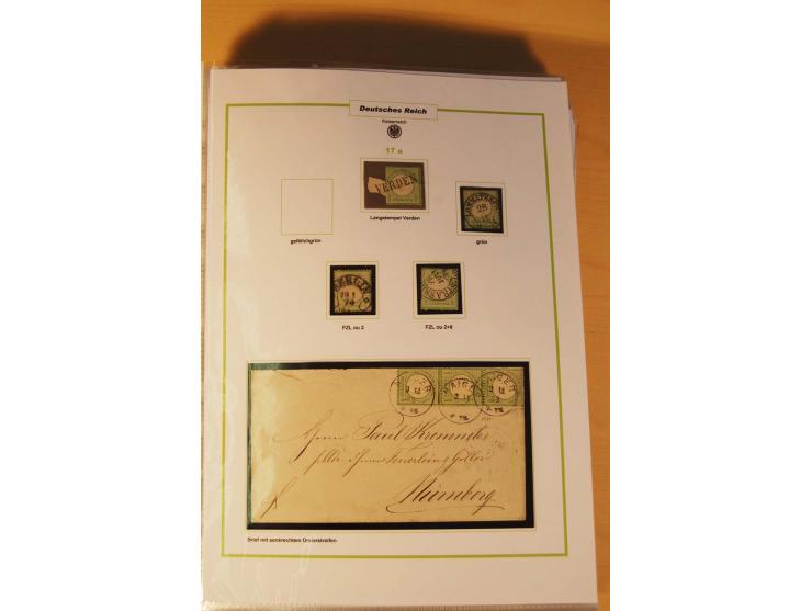 1872/75, Brustschilde-Spezialsammlung: auf 128 Blättern ausstellungsmäßig aufgezogen und beschriftet, dabei gute Einzelfranka