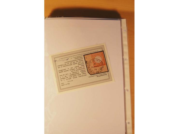 1872/75, Brustschilde-Spezialsammlung: auf 128 Blättern ausstellungsmäßig aufgezogen und beschriftet, dabei gute Einzelfranka