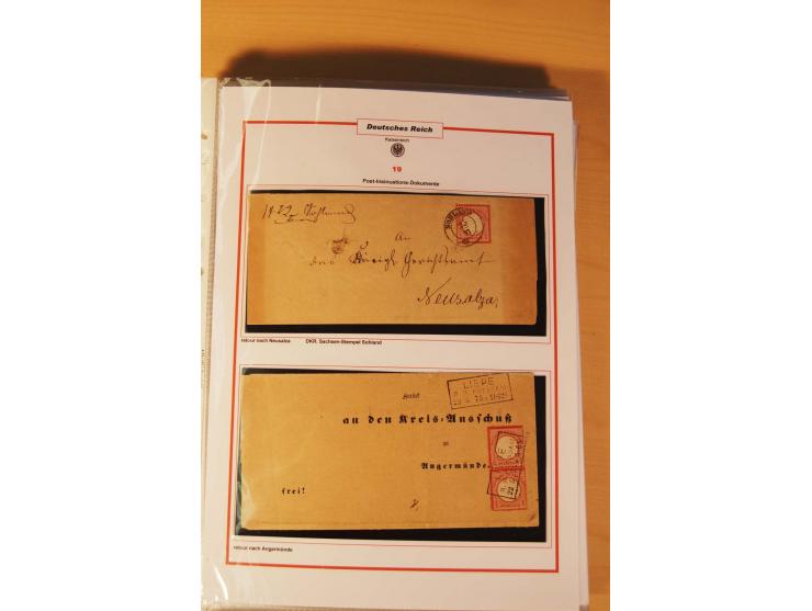 1872/75, Brustschilde-Spezialsammlung: auf 128 Blättern ausstellungsmäßig aufgezogen und beschriftet, dabei gute Einzelfranka