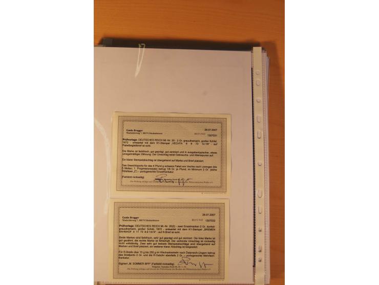 1872/75, Brustschilde-Spezialsammlung: auf 128 Blättern ausstellungsmäßig aufgezogen und beschriftet, dabei gute Einzelfranka
