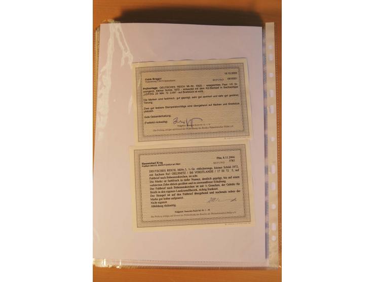 1872/75, Brustschilde-Spezialsammlung: auf 128 Blättern ausstellungsmäßig aufgezogen und beschriftet, dabei gute Einzelfranka