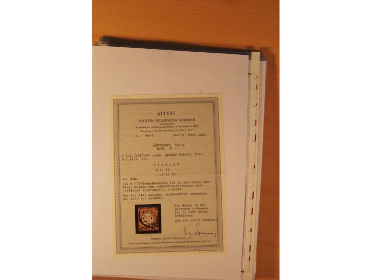 1872/75, Brustschilde-Spezialsammlung: auf 128 Blättern ausstellungsmäßig aufgezogen und beschriftet, dabei gute Einzelfranka