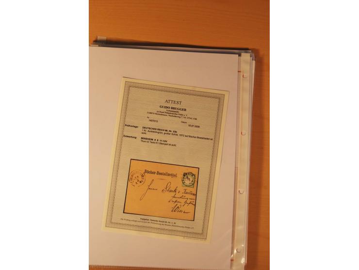 1872/75, Brustschilde-Spezialsammlung: auf 128 Blättern ausstellungsmäßig aufgezogen und beschriftet, dabei gute Einzelfranka
