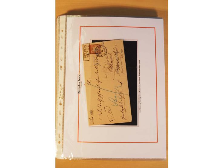 1872/75, Brustschilde-Spezialsammlung: auf 128 Blättern ausstellungsmäßig aufgezogen und beschriftet, dabei gute Einzelfranka