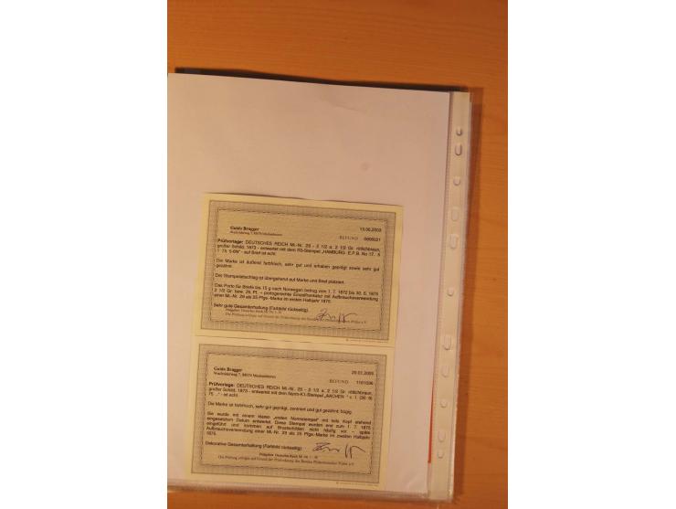 1872/75, Brustschilde-Spezialsammlung: auf 128 Blättern ausstellungsmäßig aufgezogen und beschriftet, dabei gute Einzelfranka