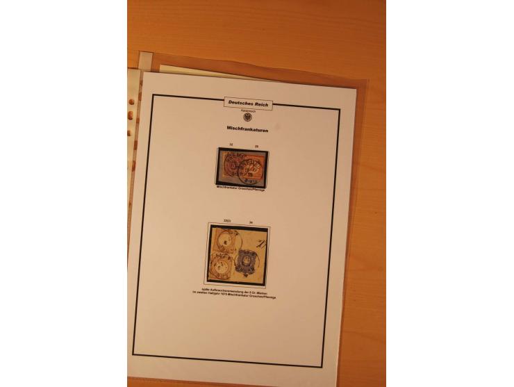 1872/75, Brustschilde-Spezialsammlung: auf 128 Blättern ausstellungsmäßig aufgezogen und beschriftet, dabei gute Einzelfranka