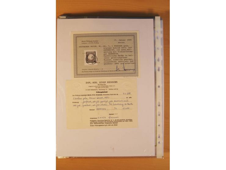 1872/75, Brustschilde-Spezialsammlung: auf 128 Blättern ausstellungsmäßig aufgezogen und beschriftet, dabei gute Einzelfranka