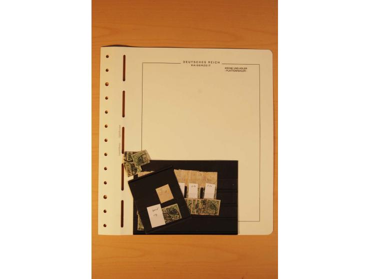 1889/1900 Krone/Adler: Große Forschungs- und Spezialsammlung der Plattenfehler und Fehler nach "Collegium Philatelicum", saub