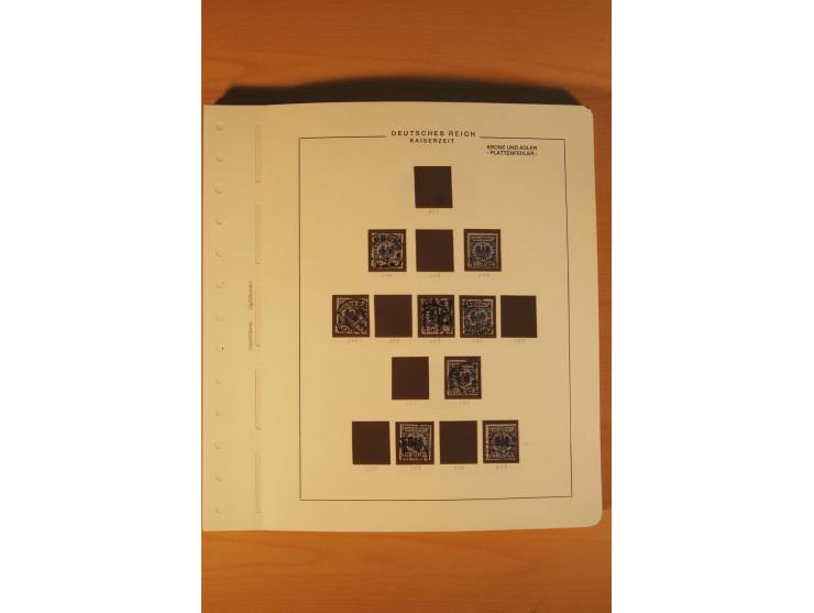 1889/1900 Krone/Adler: Große Forschungs- und Spezialsammlung der Plattenfehler und Fehler nach "Collegium Philatelicum", saub