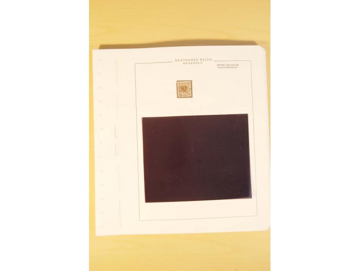 1889/1900 Krone/Adler: Große Forschungs- und Spezialsammlung der Plattenfehler und Fehler nach "Collegium Philatelicum", saub