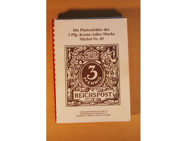 1889/1900 Krone/Adler: Große Forschungs- und Spezialsammlung der Plattenfehler und Fehler nach "Collegium Philatelicum", saub