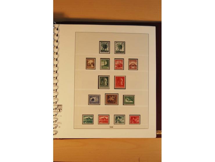 1923/45, postfrische kpl. Sammlung incl. Dienst, nur wenige Werte ungebraucht oder mit kleinen Gummimängeln,etliche sign. und