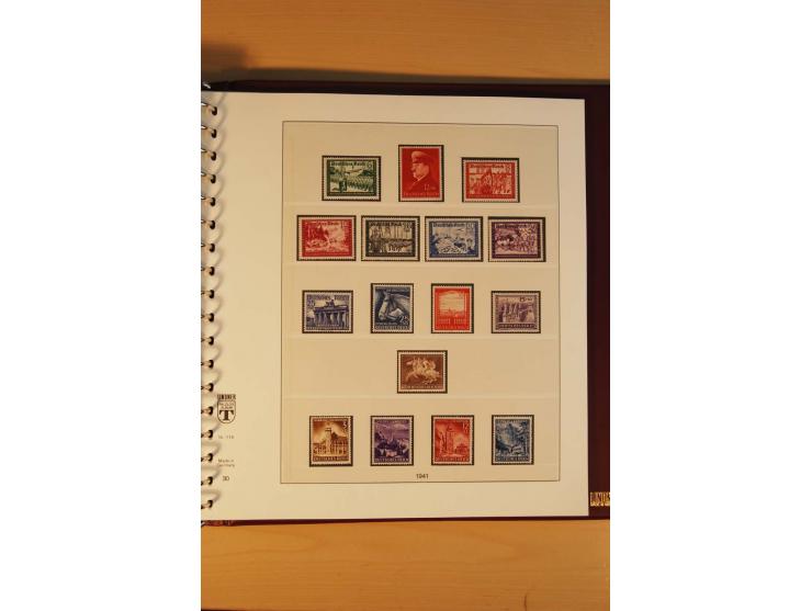 1923/45, postfrische kpl. Sammlung incl. Dienst, nur wenige Werte ungebraucht oder mit kleinen Gummimängeln,etliche sign. und