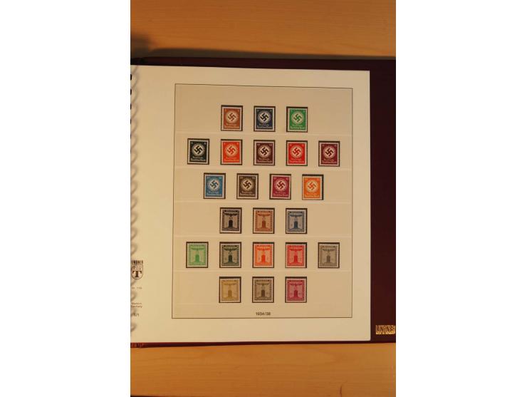 1923/45, postfrische kpl. Sammlung incl. Dienst, nur wenige Werte ungebraucht oder mit kleinen Gummimängeln,etliche sign. und