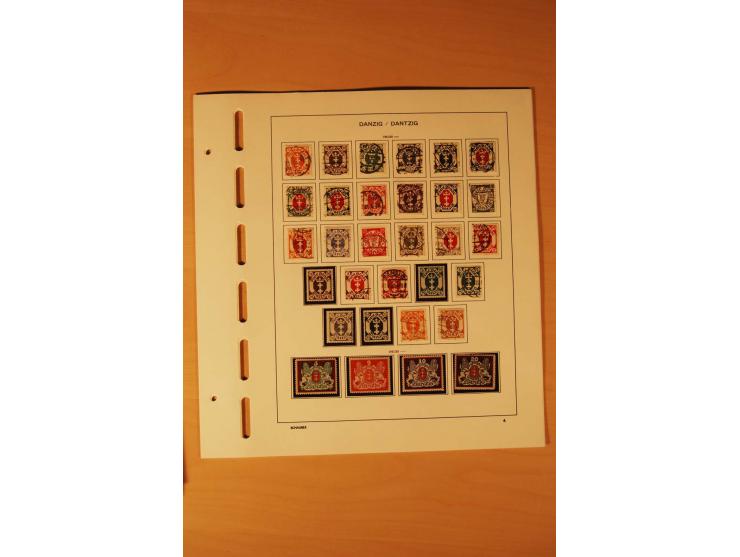 1933/45, ungebrauchte und gestempelte Sammlung mit besseren Ausgaben, dazu etwas Besetzung II und Danzig