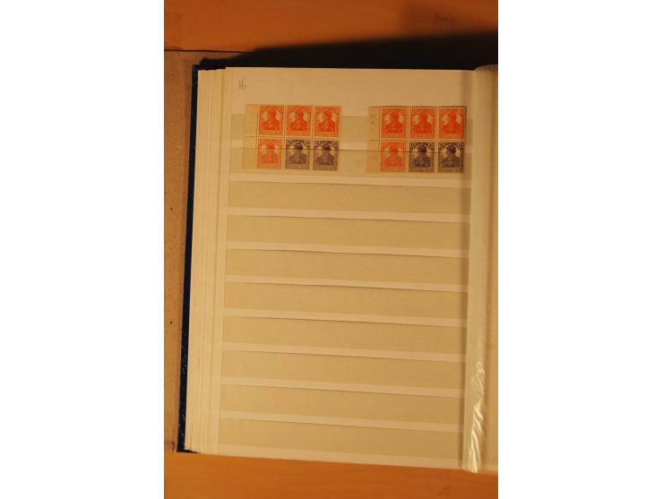 1916/28, meist ungebrauchte Sammlung Heftchenblätter ab Germania bis Weimar mit einigen besseren und auch Stücken mit HAN, zu