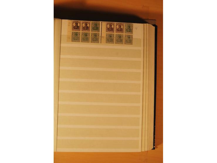 1916/28, meist ungebrauchte Sammlung Heftchenblätter ab Germania bis Weimar mit einigen besseren und auch Stücken mit HAN, zu