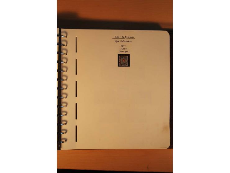 1766/1945, umfangreiche ungebrauchte/postfrische und gestempelte Sammlung mit Briefen und vielen besseren Werten, beginnend m