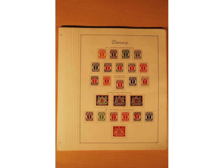 1920/39, ungebrauchte und gestempelte Sammlung mit mittleren Ausgaben