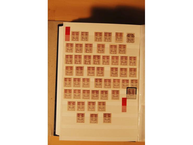 1920/39, postfrische, ungebrauchte und gestempelte Sammlung, dazu noch etwas andere Gebiete