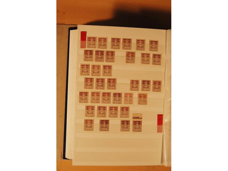 1920/39, postfrische, ungebrauchte und gestempelte Sammlung, dazu noch etwas andere Gebiete