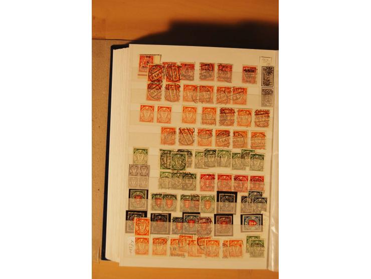 1920/39, postfrische, ungebrauchte und gestempelte Sammlung, dazu noch etwas andere Gebiete