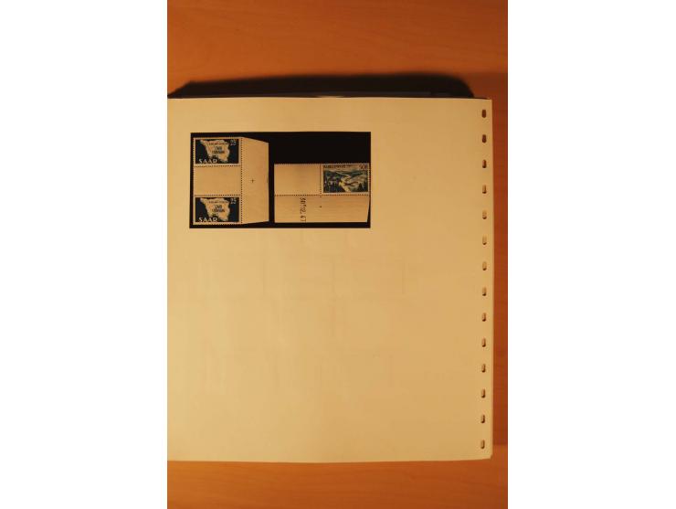 1947/59, ungebrauchte/postfrische und gestempelte Sammlung mit einigen besseren und kompletten Ausgaben, Abarten und weitere 