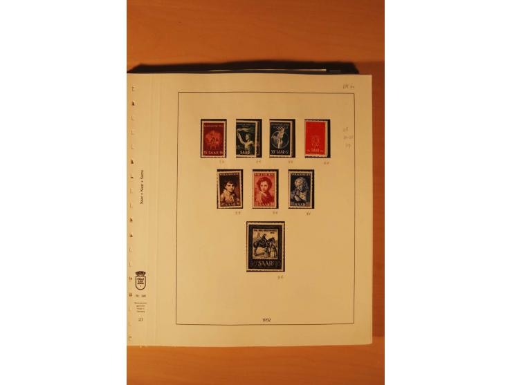1947/59, ungebrauchte/postfrische und gestempelte Sammlung mit einigen besseren und kompletten Ausgaben, Abarten und weitere 